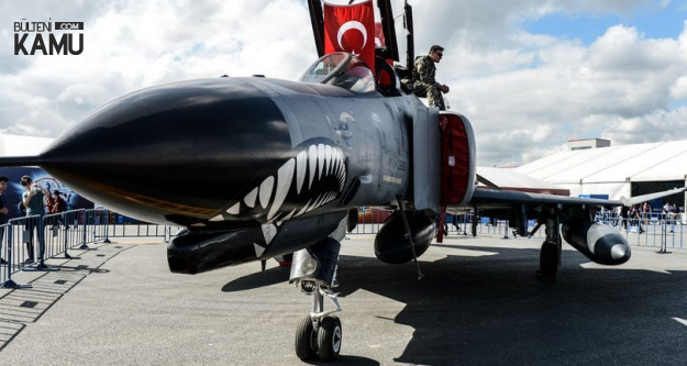 Kenan Sofuoğlu F-16, THY Uçağı ve Formula 1 Aracı ile Yarıştı