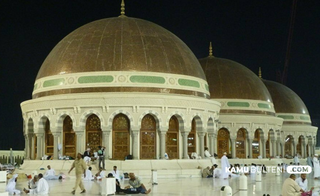 Suudi Arabistan'da Mekke'dekiler Haricindeki Camiler Açılıyor