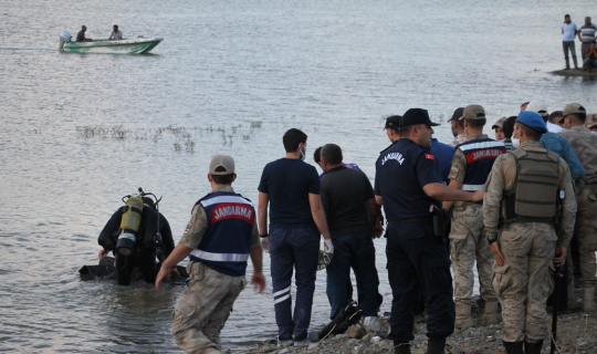 Elazığ’da kahreden haber: Suda kaybolan 2’nci arkadaşın da cansız bedenine ulaşıldı
