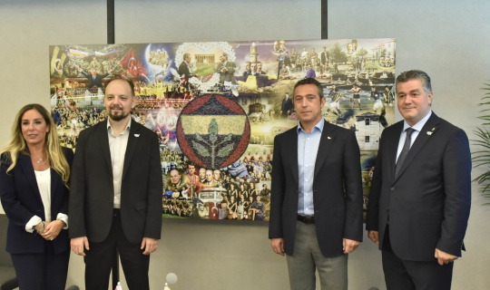 Fenerbahçe’nin tarihi, ’Vakt-i Fener’ tablosunda buluştu