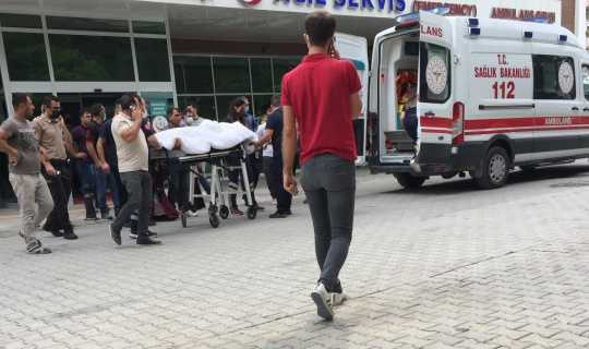 Konya’da inşaatın 4. katından düşen işçi ağır yaralandı
