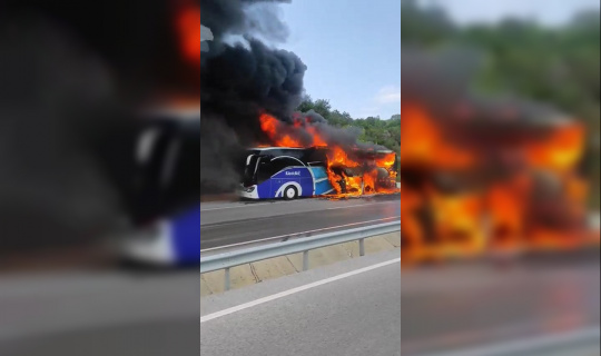 Çanakkale’de yolcu otobüsü alev alev yandı
