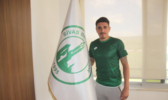 Abdullah Topkara, Sivas Belediyespor’a transfer oldu