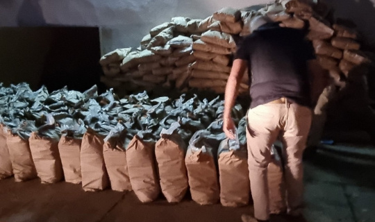 Paraguay’da şeker çuvallarının içine gizlenmiş 3 bin 416 kilo kokain ele geçirildi