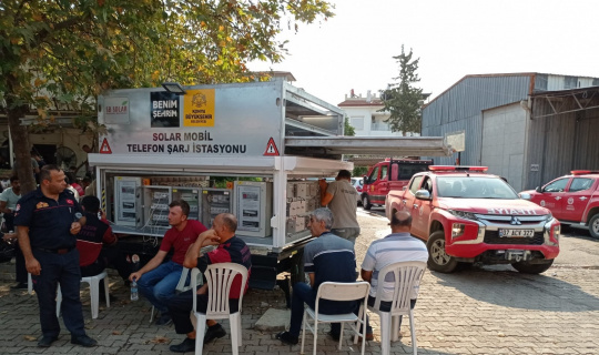 Konya Büyükşehir Manavgat’a solar mobil telefon şarj istasyonu kurdu