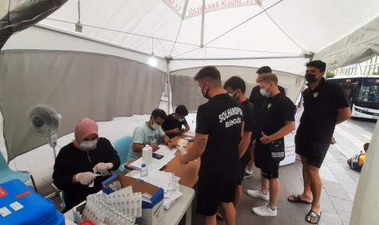 Solhanspor oyuncuları aşı olup duyarlılık çağrısında bulundu