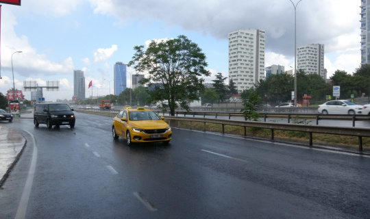 Anadolu Yakası’nda yağış etkili oldu