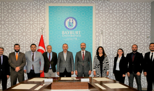 Bayburt Üniversitesi ile Fırat Üniversitesi arasında iş birliği protokolü imzalandı