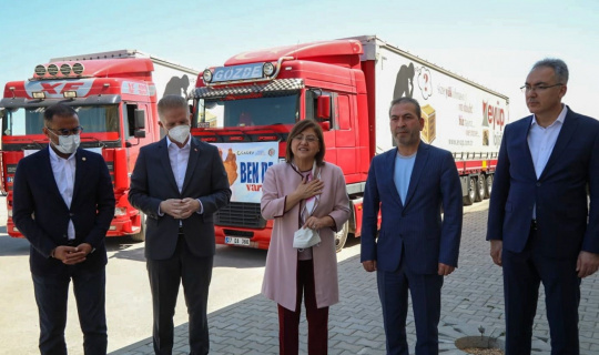 Belediye Başkanı Fatma Şahin maaşını afet bölgelerine bağışladı