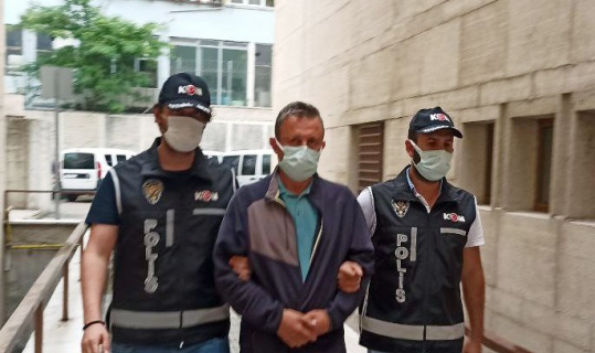 Bursa’da hastasından ameliyat parası istediği öne sürülen doktor tutuklanarak cezaevine gönderildi