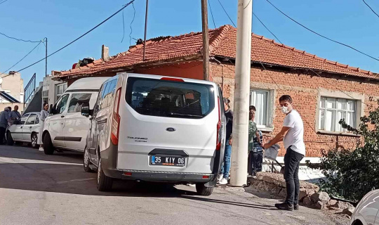İzmir’de vahşet: 96 yaşındaki annesini, başını taşla ezerek öldürdü
