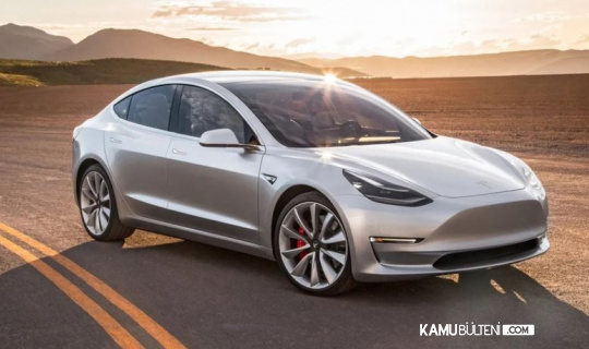 Tesla 800 Binden Fazla Aracı Geri Çağırıyor