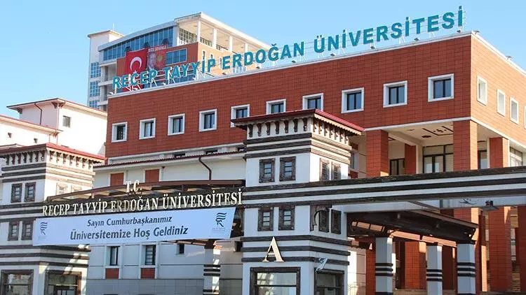 Recep Tayyip Üniversitesi 43 Öğretim Üyesi Alacak! Başvuru Şartları ve Tarihi Haberimizde