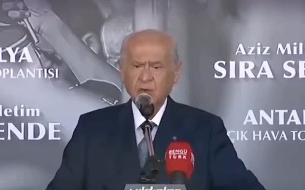 Devlet Bahçeli Antalya Mitinginde Recep Tayyip Erdoğan İçin Uygunsuz İfadeler Kullandı - Video Haber