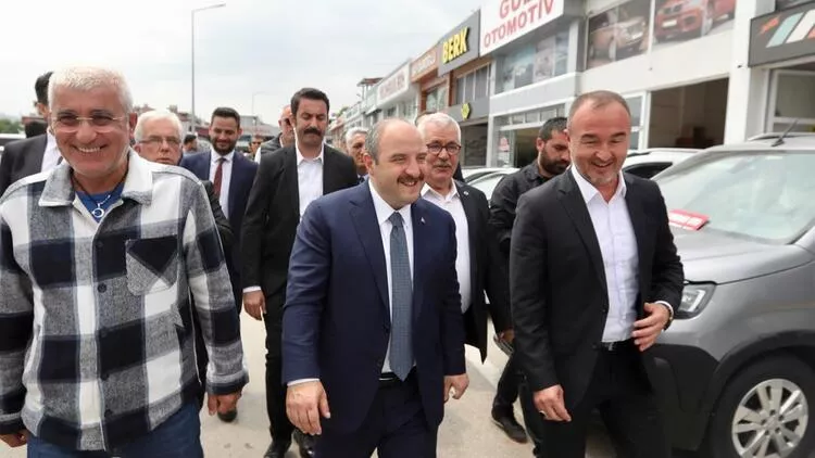Bakan Varank: Kılıçdaroğlu'nun Meclis'ten bütçe kanunu geçirme şansı bile kalmamıştır