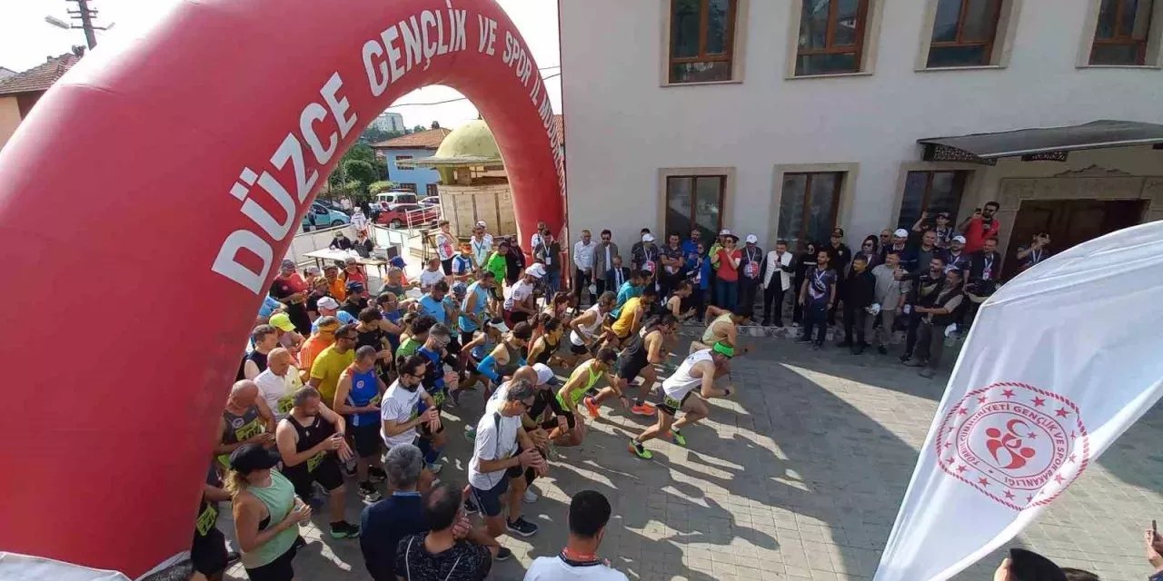 Tarihi İpek Yolu Trail Koşusu, Düzce'de gerçekleştirildi! 700 Sporcu Katıldı!