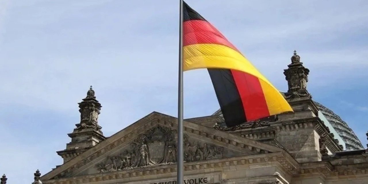 Yurtdışında Yaşamak İsteyenlere Müjde: Almanya Kapıları Açıyor!