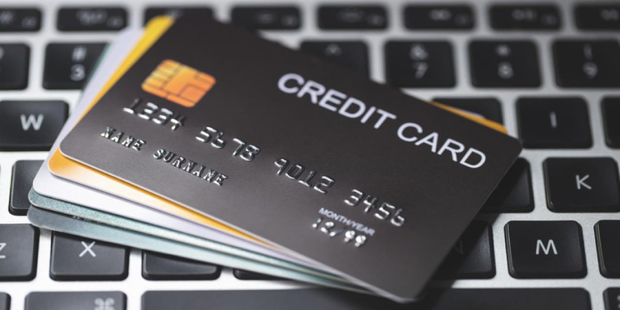 Büyük bir değişiklik: Kredi kartı kullanıcıları için erken bir sürpriz! Kart sahipleri artık daha yüksek maliyetler ödeyecek!