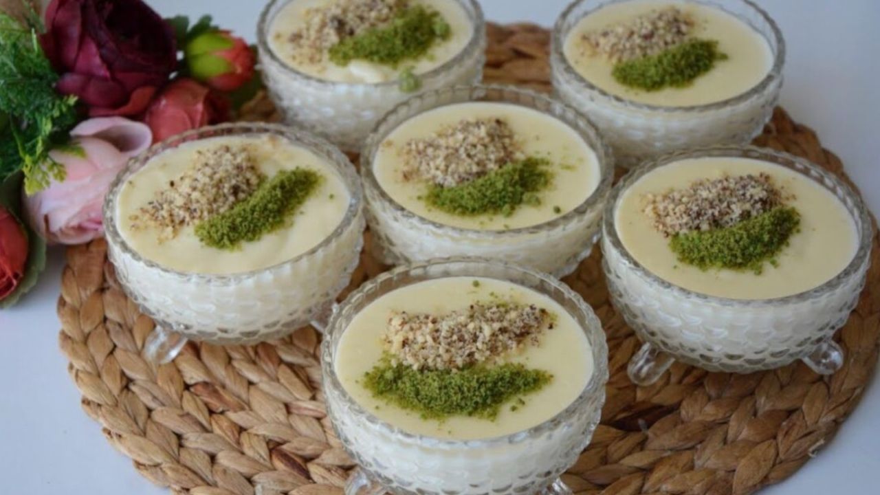 Ansızın gelen misafirlere özel tarif! Yalnızca 10 dakikada hazır olan saray muhallebisi! Yedikçe yiyesiniz gelecek