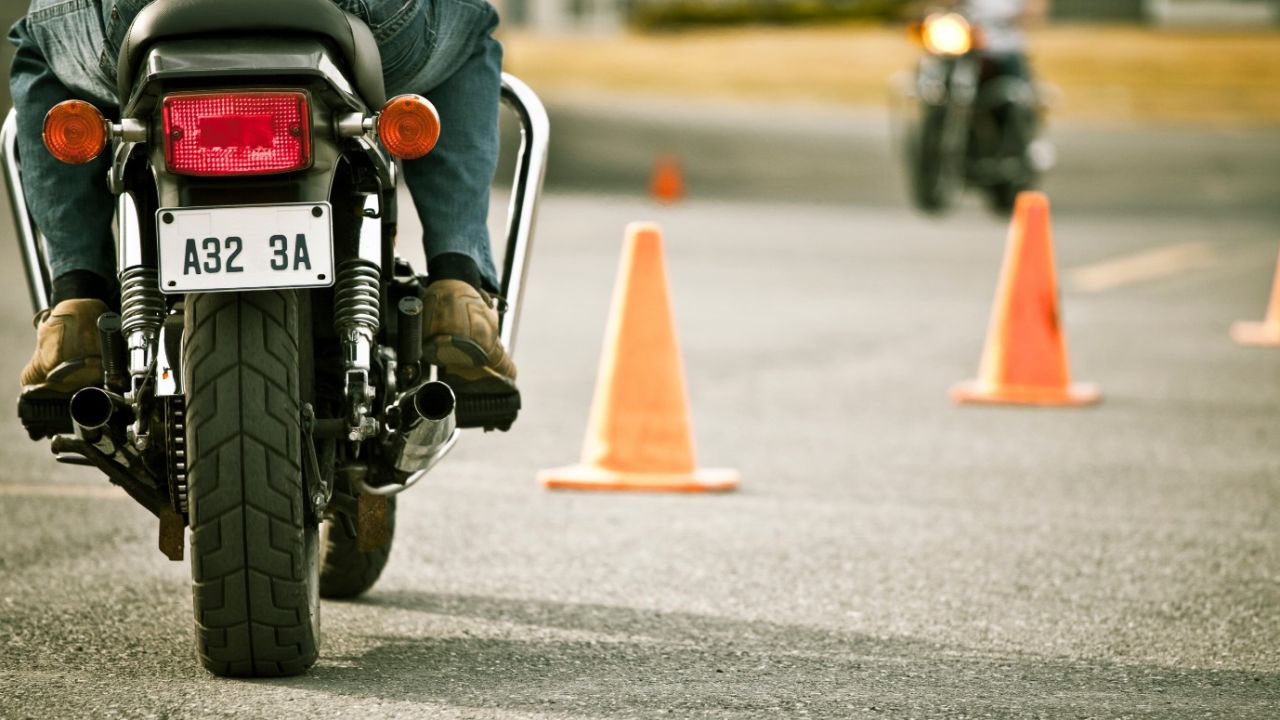 Motosiklet ehliyeti olanlar dikkat! Bakanlıktan bomba ehliyet kararı