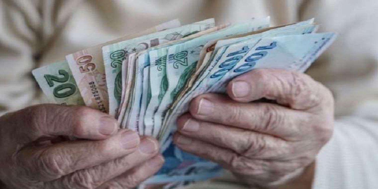 Emeklilere Büyük Müjde: Yarın IBAN'a 12.000 TL Ödeme Gönderimi Gerçekleşiyor!