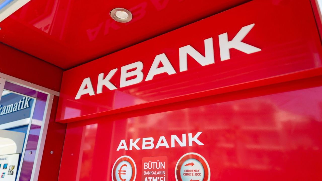 Akbank'tan Emeklilere Müjde: Fatura Şartıyla 12.000 TL Promosyon!