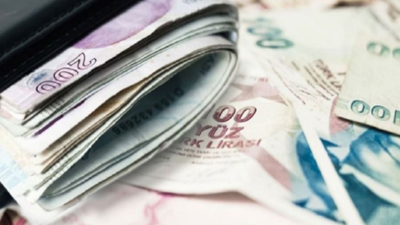 Ziraat Bankası, Vakıfbank ve Halkbank kolları sıvadı! Para arayanlara anında onaylı 40.000 TL limitli kredi