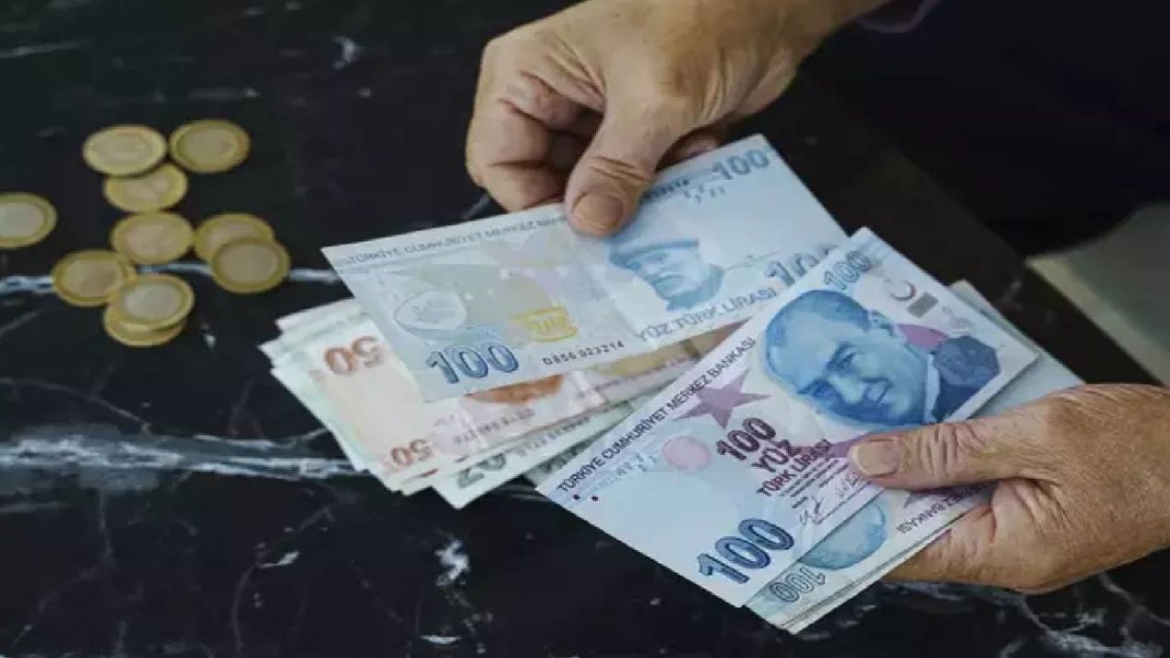 ATM Kart Sahiplerine Dev Ödeme: 15.000 TL'lik Fırsatı Kaçırmayın! 5 Gün İçinde Başvur, Kazan!