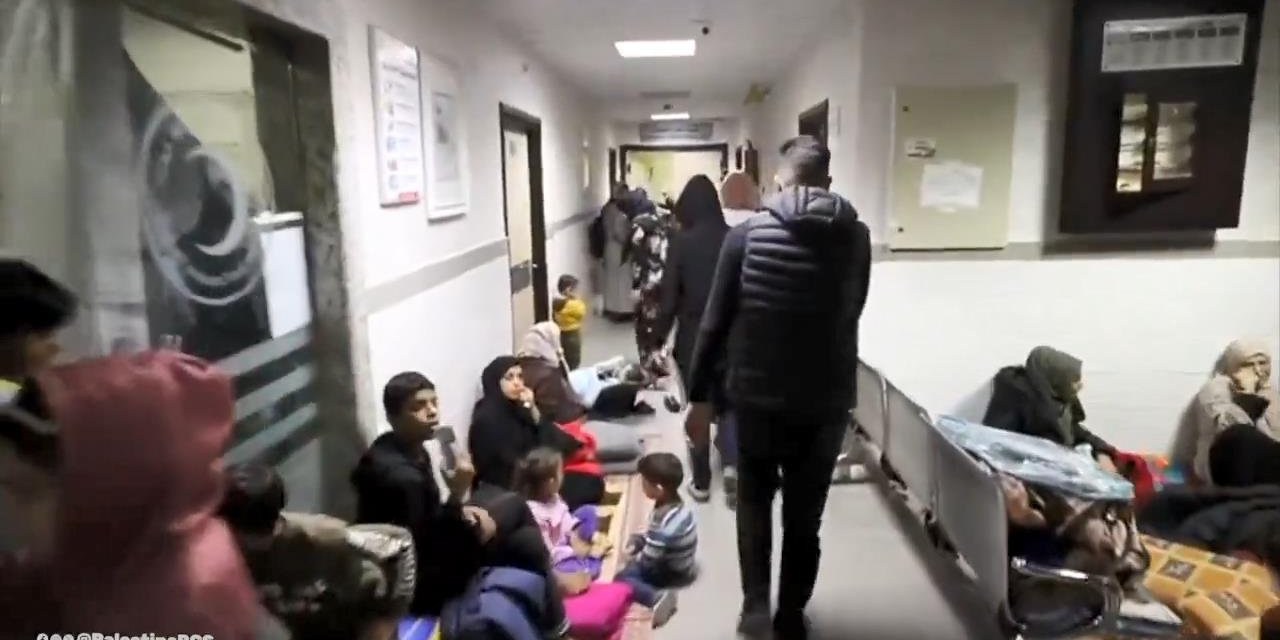 Filistin Kızılayı, Al-Amal Hastanesi'ndeki Sığınmacıların Durumunu Duyurdu!