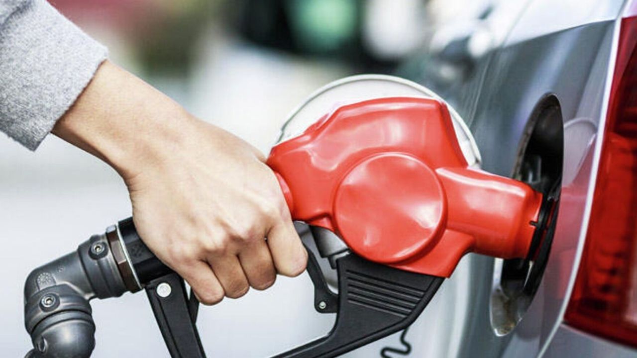 Akaryakıt Fiyatlarında Değişim: Benzine Yeni Bir Zam Geliyor