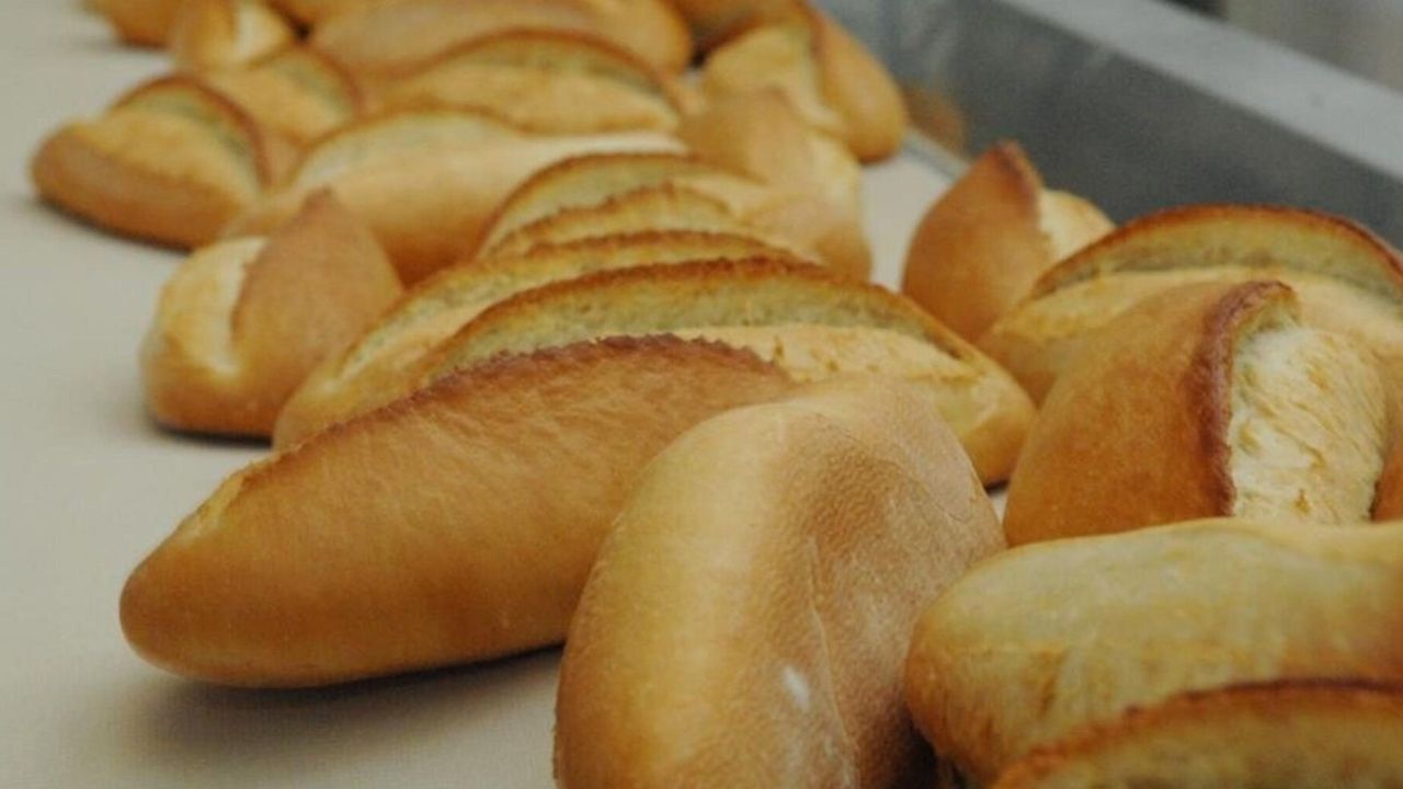 İzmir'de ekmeğin gramajı ve fiyatında artış yaşandı!