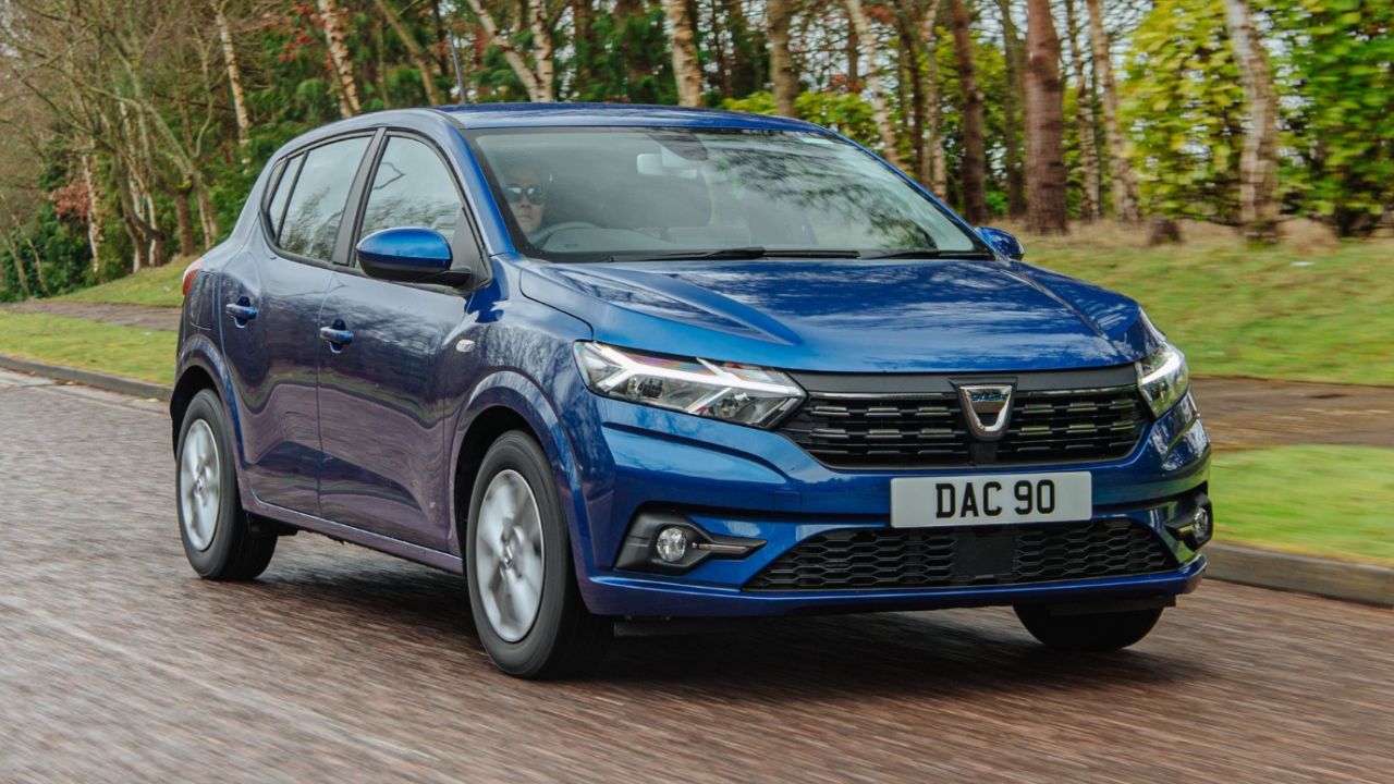 Fiyatlar şaka değil gerçek! Dacia o modelini 472 bin TL'ye satıyor: Sıfır araçta büyük kampanya