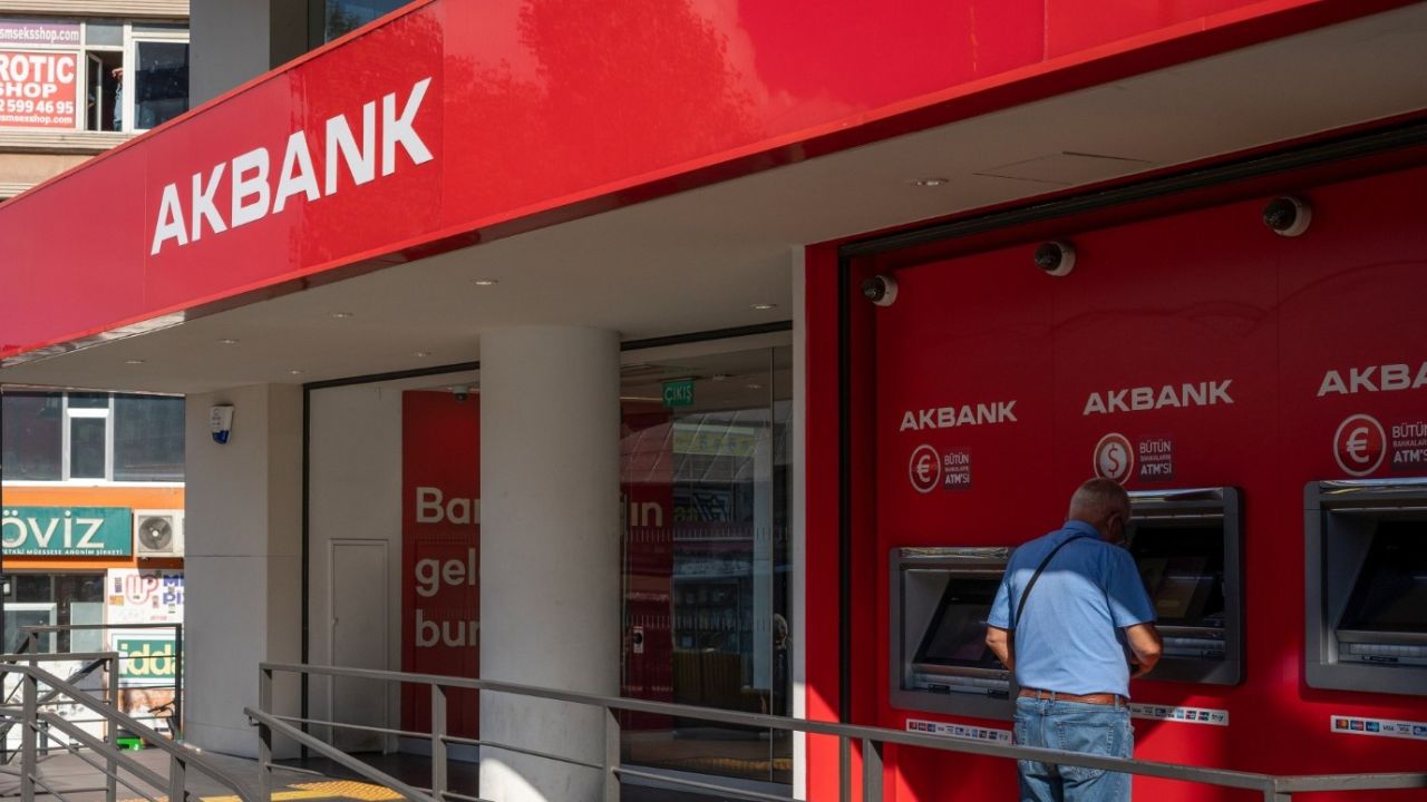 Hayalleri değil borçları erteleyin! Akbank'tan 3 ay ertelemeli acil kredi kampanyası!