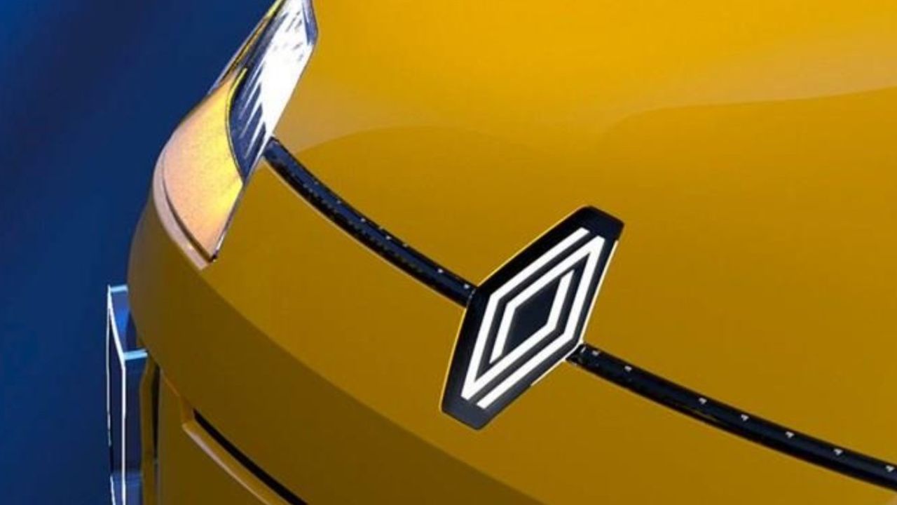 Cebinde 400 bin TL'si olana Renault sürprizi! İkinci el fiyatına sıfır araç satıyor
