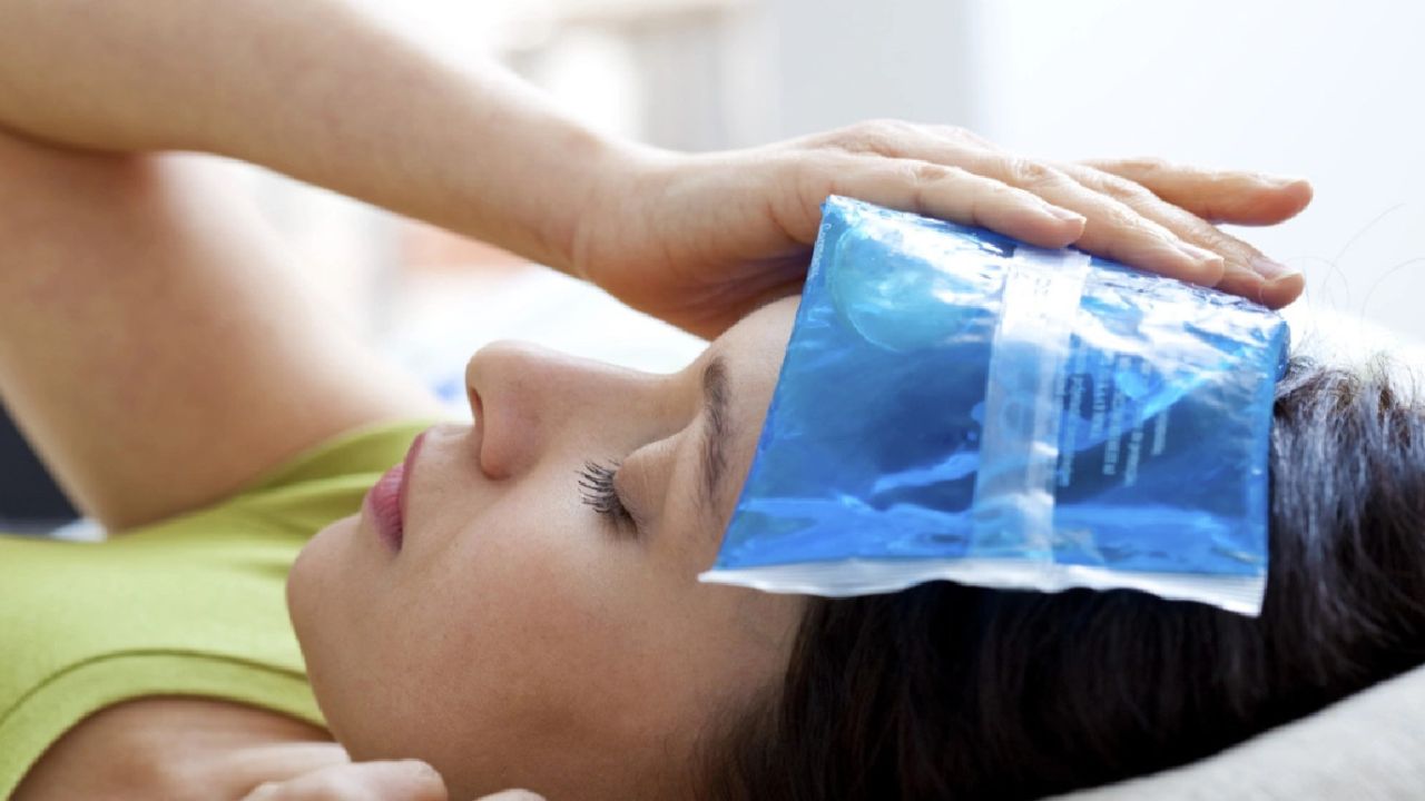 Ağrı kesici içmeden baş ağrısını geçirme yöntemi! Oruçluyken de yapılabilir