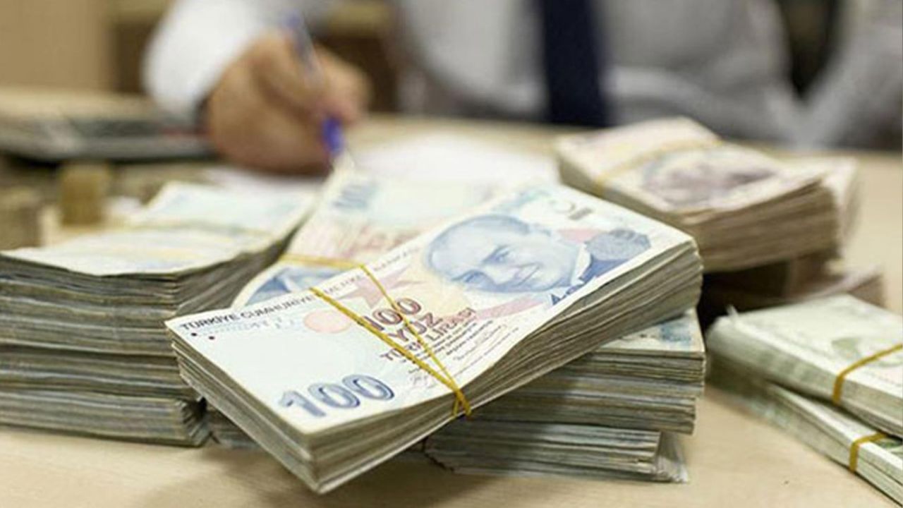 Acil nakit arayan emekliye 15.000 TL sürprizi! İki işlem yapmak yetiyor