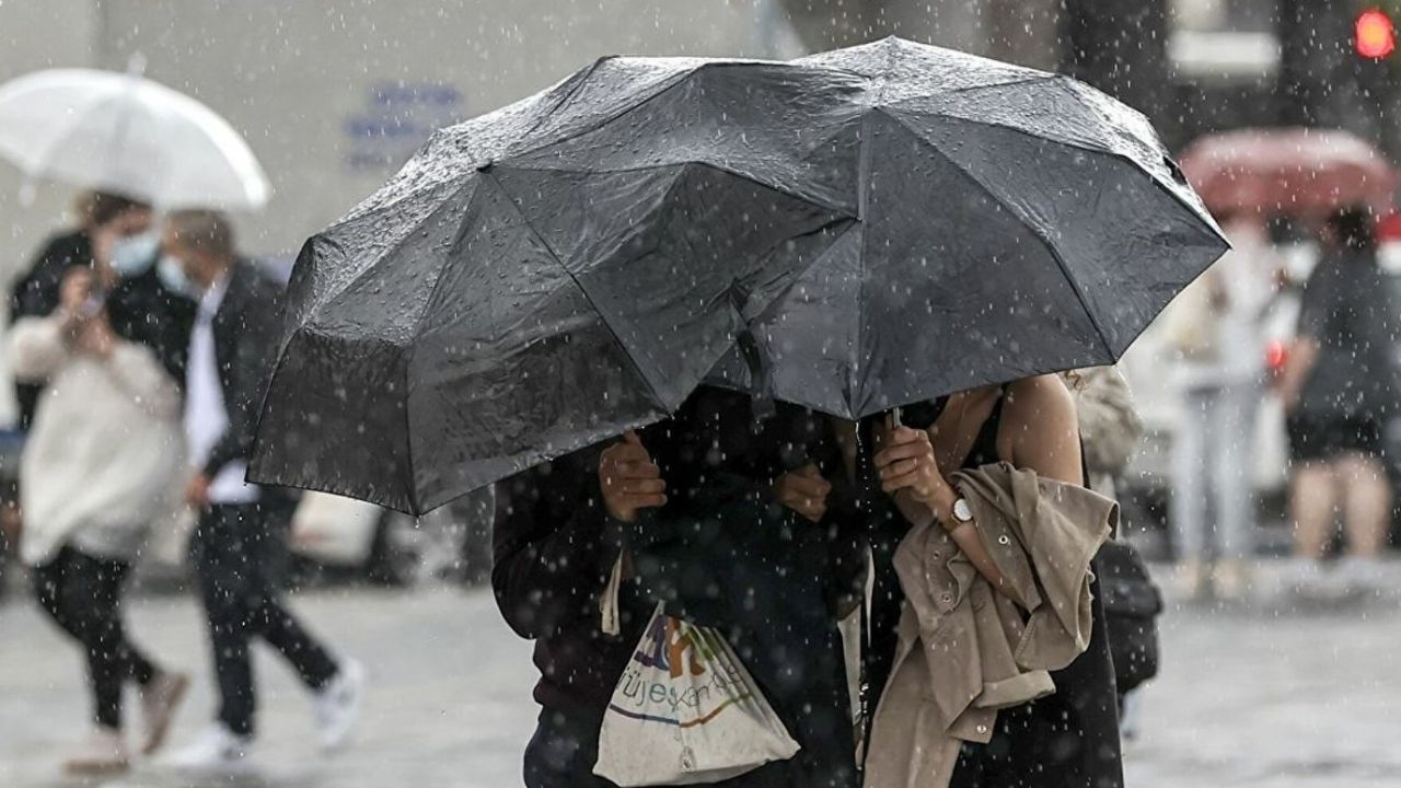 20 ilde yaşayanlar şemsiyeleri hazırlasın! O tarihe kadar yağış dinmeyecek