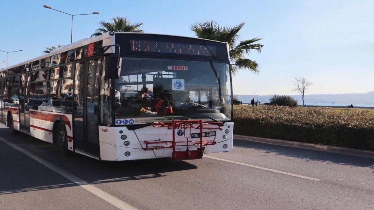 İzmir'de toplu taşıma kullananlar dikkat! 5 Ağustos'a kadar süre verildi: Başvurmayan yararlanamayacak