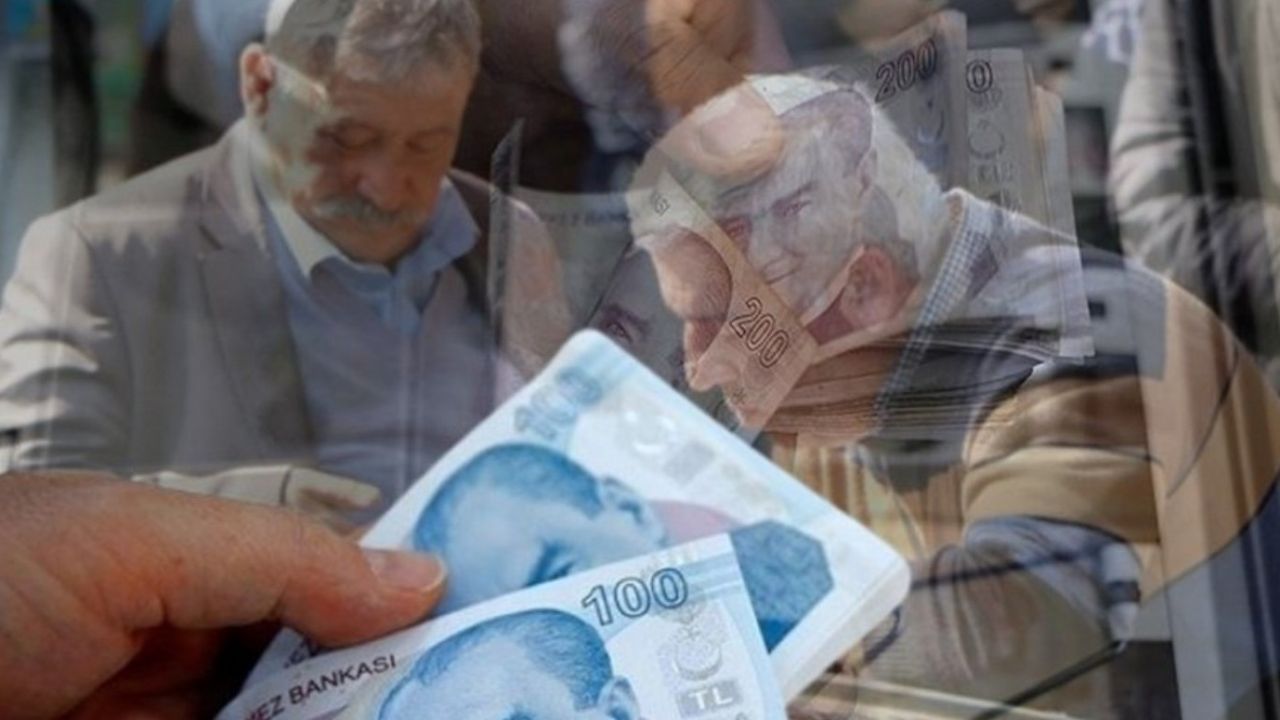 SGK hizmet dökümünüzü hemen kontrol edin! Maaşınız yarıya düşürüldü!