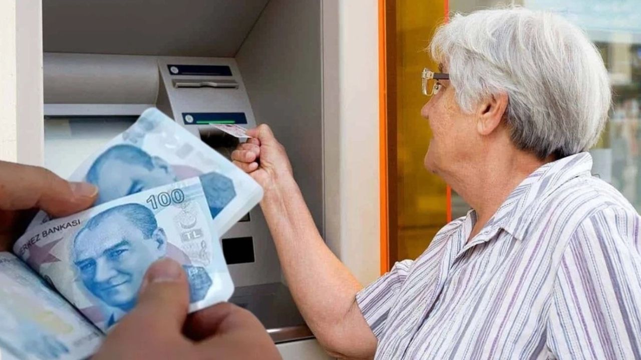 Emeklilere Ağustos sürprizi! 30 Ağustos'a kadar başvuran 1000 TL alacak!