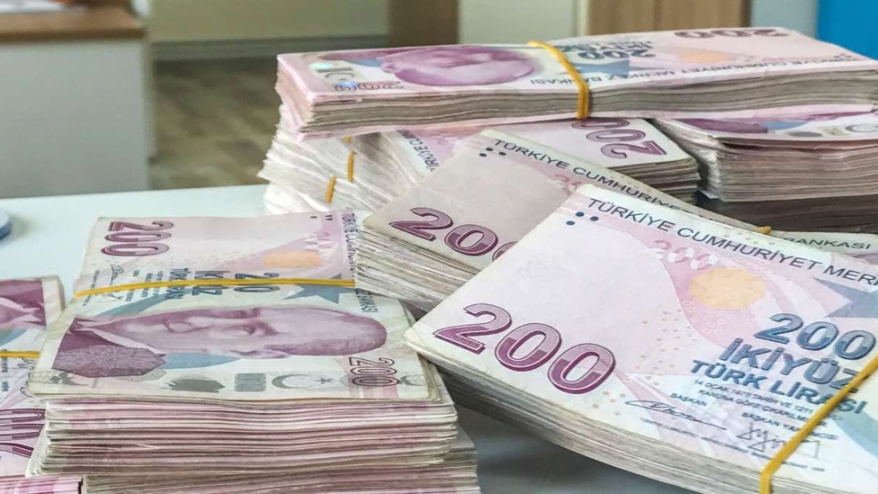 90 gün ödemesiz 100.000 TL kredi! Borçları silip süpürecek!