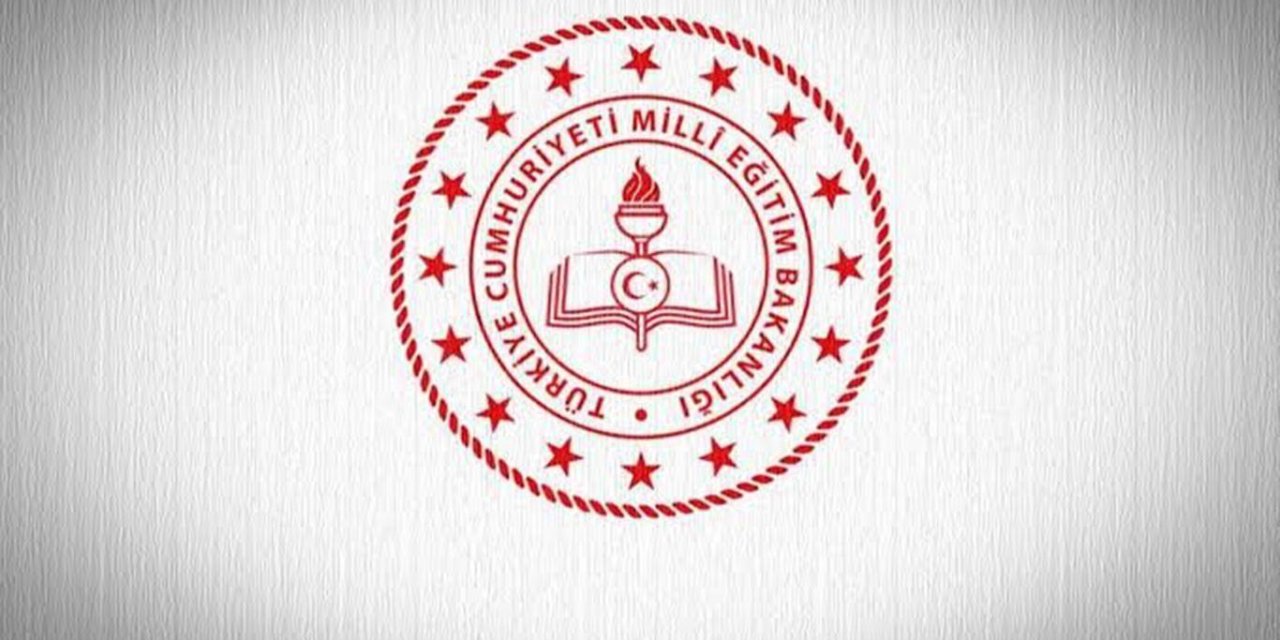 Hukuk ve Siyasetin Duayen İsmi: Eski Milli Eğitim Bakanı Safa Reisoğlu Vefat Etti