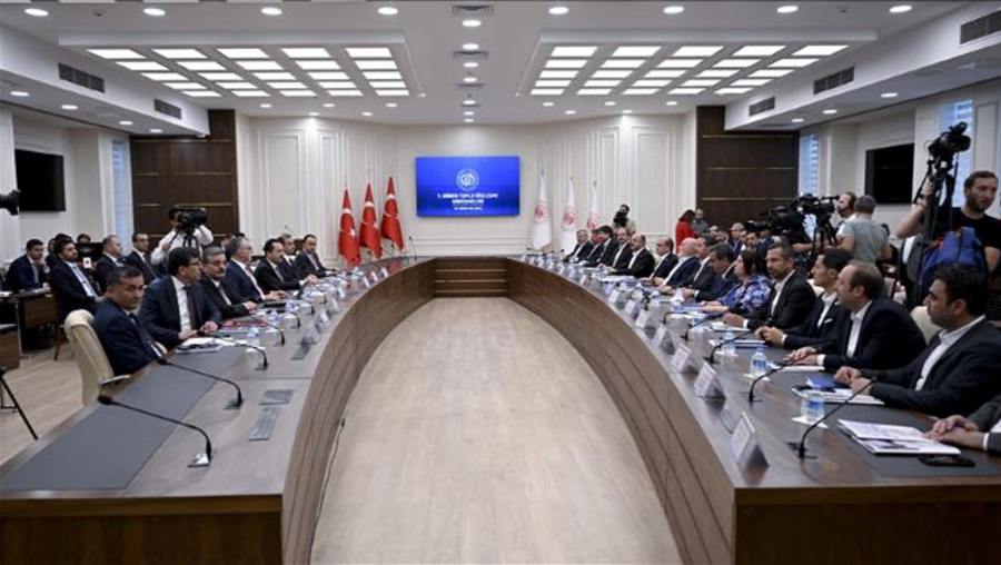 Toplu Sözleşmede Kritik Viraj: Milyonlarca Memurun Zam Pazarlığı 48 Saate Sıkışabilir!