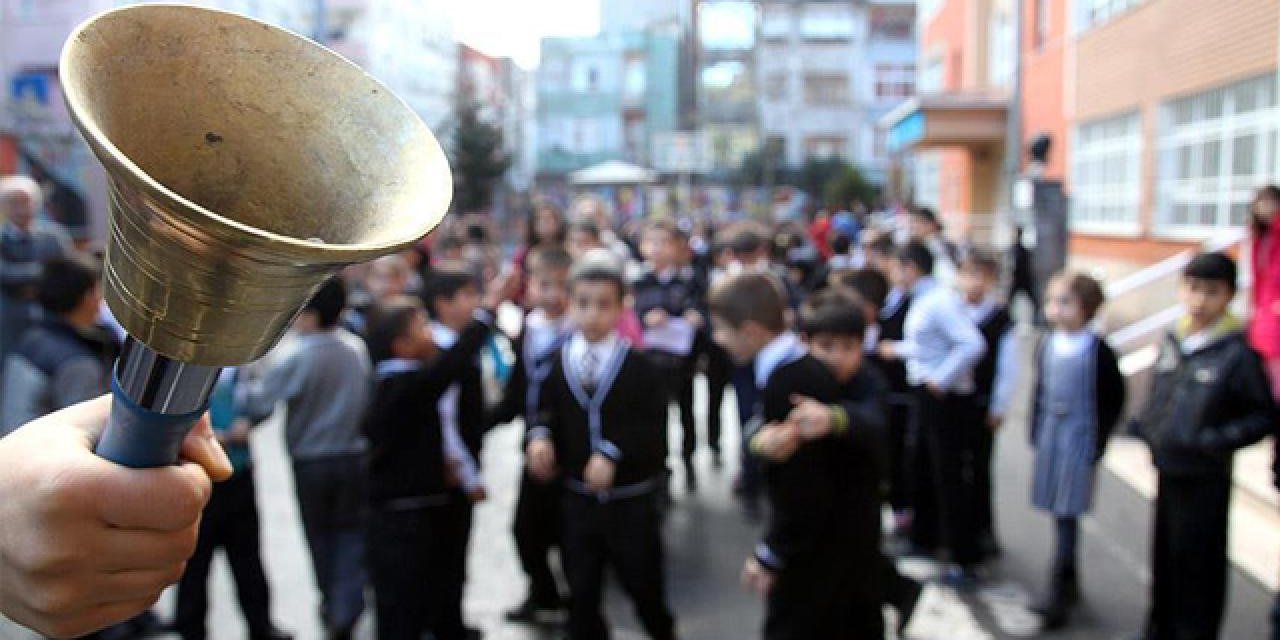 2025-2026 Eğitim Yılı Takvimi Açıklandı: 1. Sınıflar ve Anasınıfları İçin Okullar Erken Açılacak