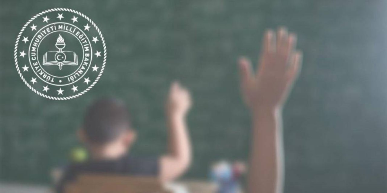 Ortaokulda Eğitim Sistemi Değişiyor: MEB İngilizce Dersini 14 Saate Çıkardı!