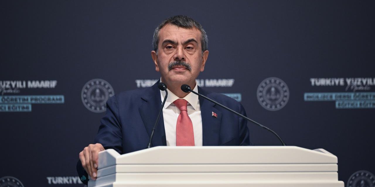 Bakan Tekin'den Afyonkarahisar Çıkarması: Öğretmen ve Öğrencilerle Kritik Buluşma