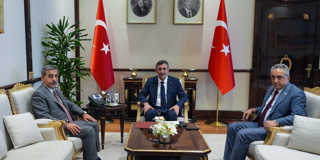Memur Zammı İçin Kritik Zirve: Kamu-Sen Taleplerini Beştepe'ye Taşıdı