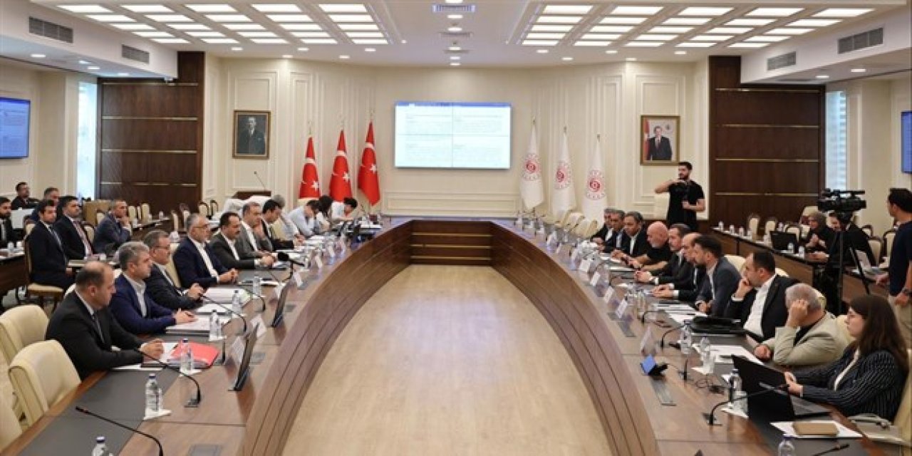 Milyonların Kaderi Belirleniyor: Memur Zammı İçin Hakem Kurulu Toplandı!