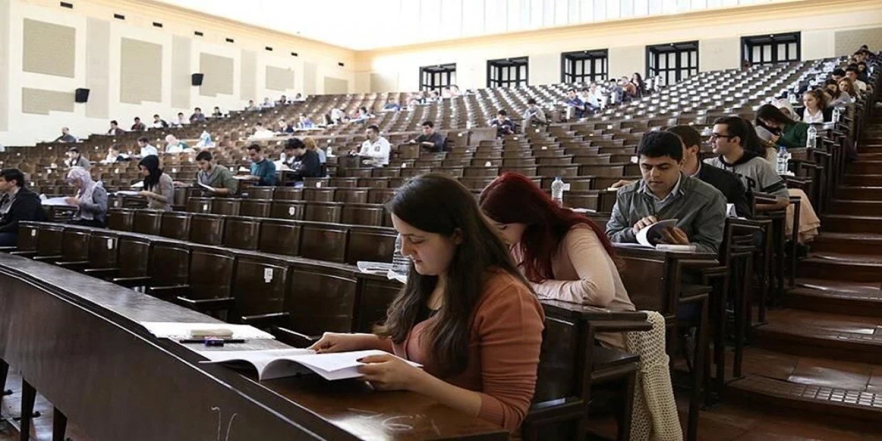 YKS Ek Yerleştirme Kılavuzu Bekleniyor: Üniversite Boş Kontenjanları Ne Zaman Belli Olacak?