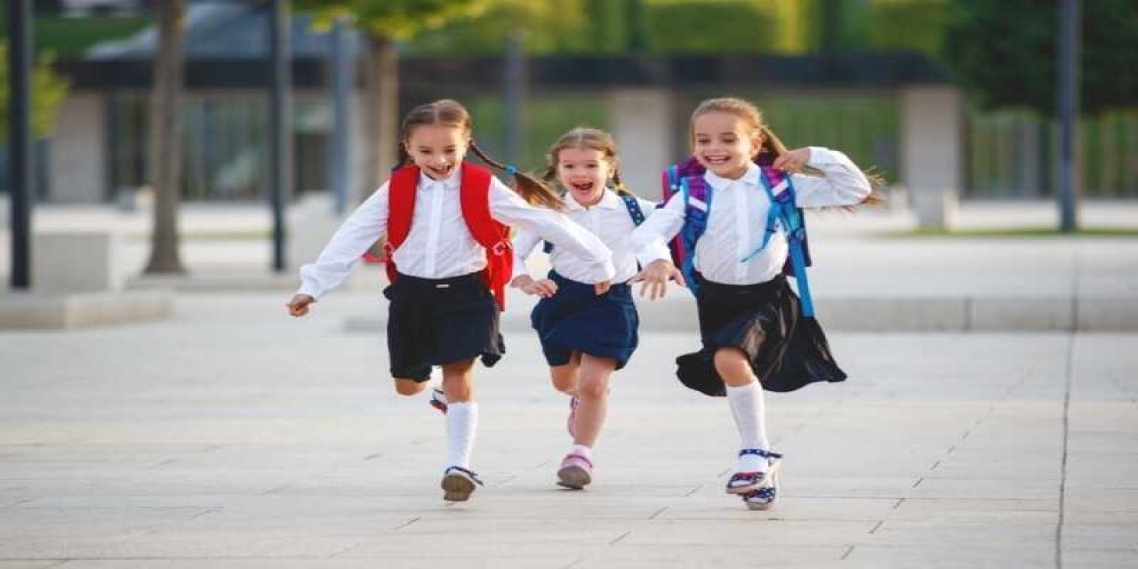Okullarda Tek Tip Ayakkabı Zorunlu Mu Olacak? MEB'den İddialara Son Nokta!